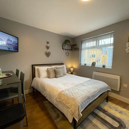 Westend Holiday Let 4 Brecon Exteriör bild